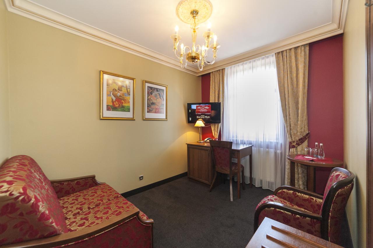 Hotel Przy Mlynie リブニク エクステリア 写真